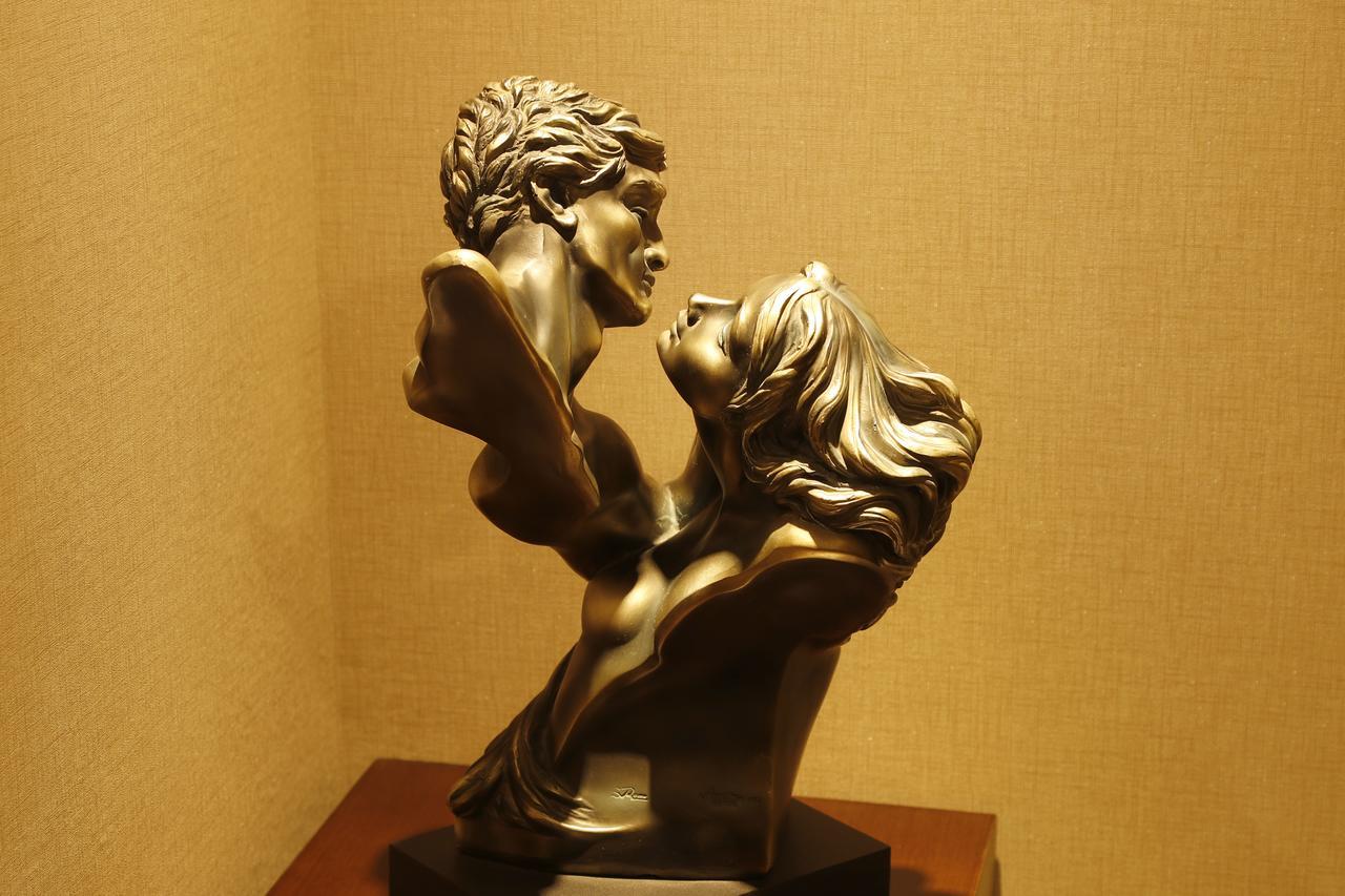 ジンジャン メトロポロ ホテル ナンジン ハイスピード トレイン サウス ステーション バイジャ レイク 南京市 エクステリア 写真